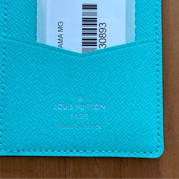 SOLD - Louis Vuitton Taigarama pocket organizer Miami Green - Picture 9 of 11